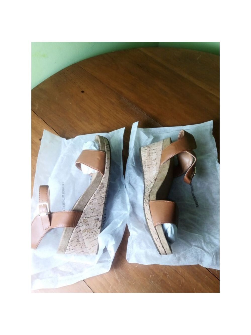Women's Dream Pairs Brown Wedge Sandals Size 11 - Picture 5 of 7